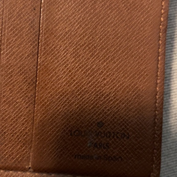 Louis Vuitton multiple wallet - Picture 2 of 4